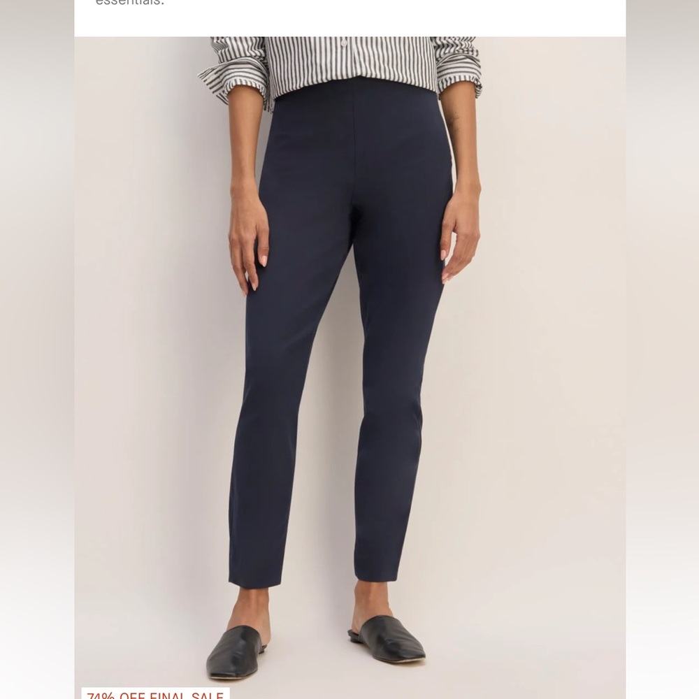 LIKE NEW Everlane Side-Zip Stretch Cotton Pant in Navy